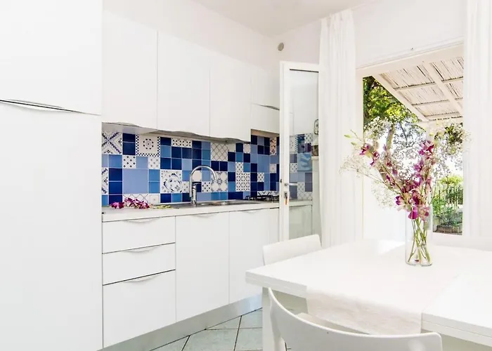 Apartamento Les Bouganvilles By Colombielbavacanze - Colibri 2 *